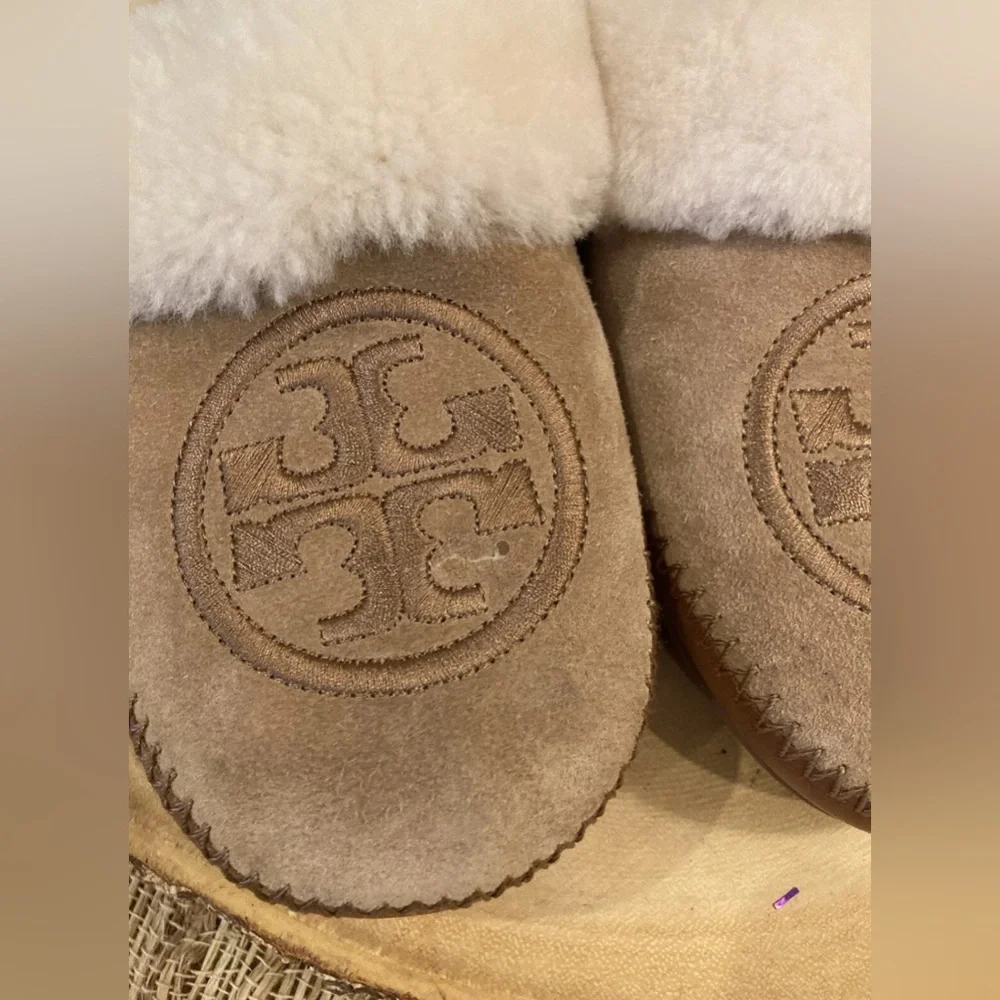Tory Burch Coley Slipper 2‎ Royal Tan/ Natural Size W US 6 Fur lined New
